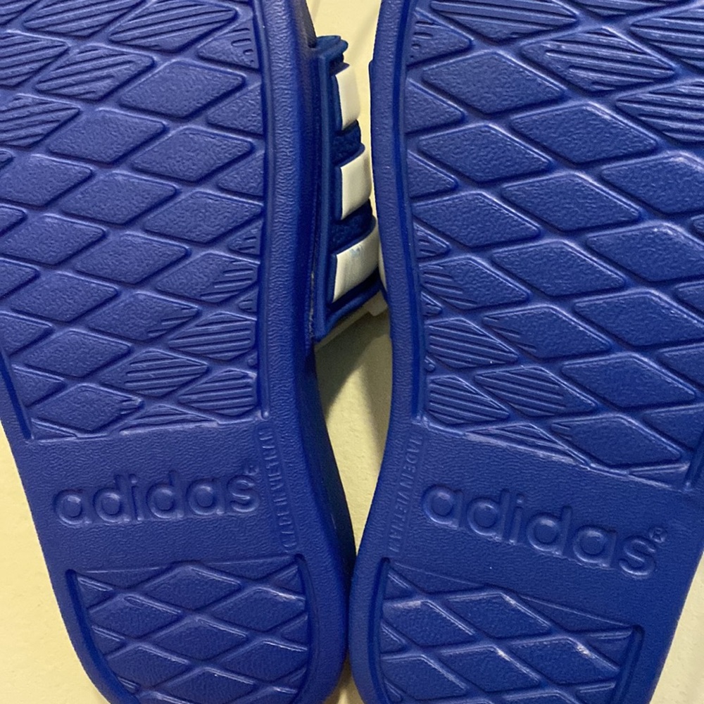 Adidas size 11 - Picture 6 of 9